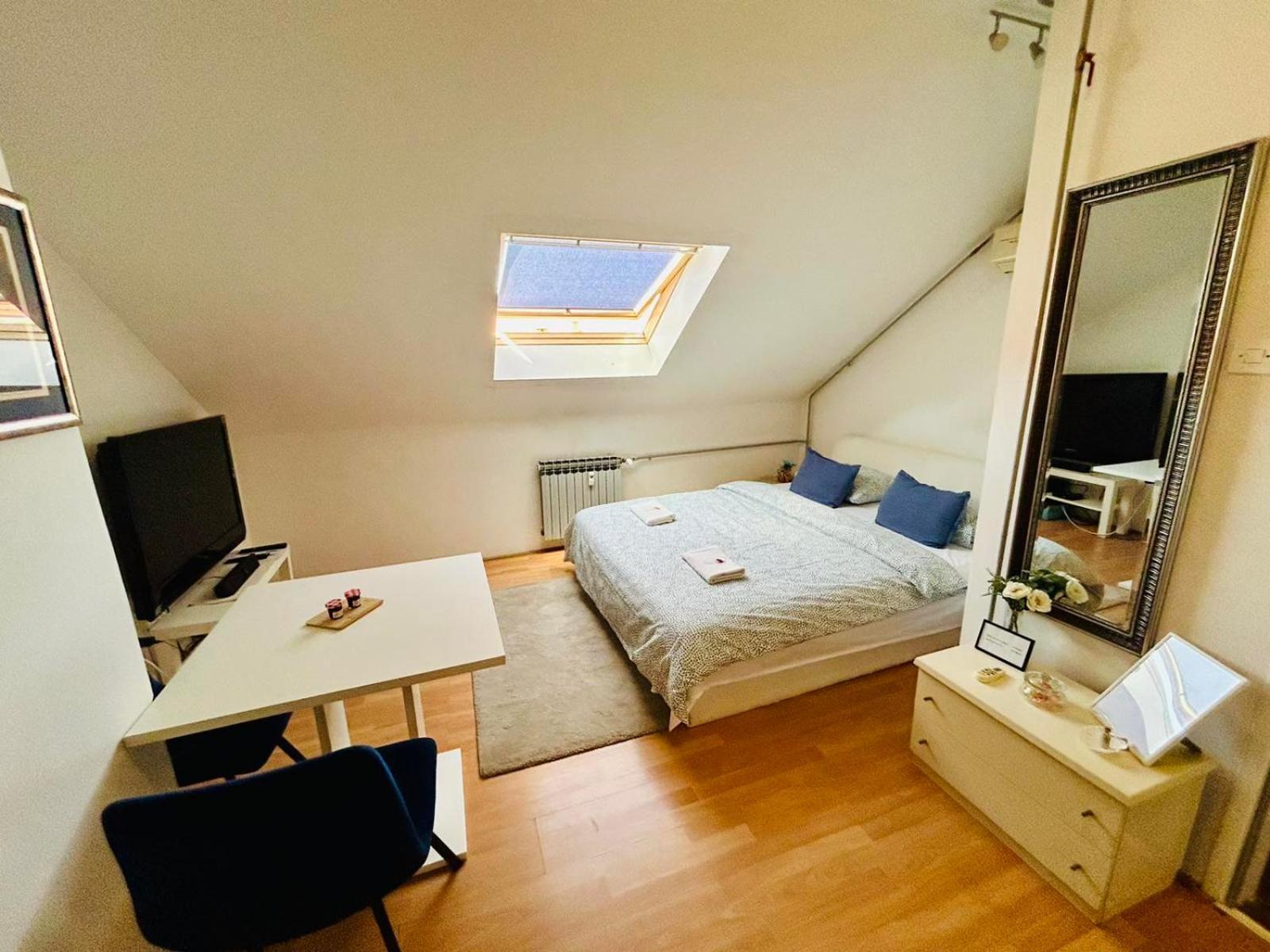 Mia Airport Studio Apartment - 0-24H Self Check In&Out - Parking On Site فيليكا غوغيتْسا المظهر الخارجي الصورة