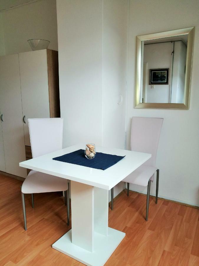 Mia Airport Studio Apartment - 0-24H Self Check In&Out - Parking On Site فيليكا غوغيتْسا المظهر الخارجي الصورة