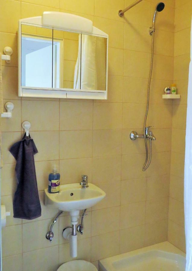 Mia Airport Studio Apartment - 0-24H Self Check In&Out - Parking On Site فيليكا غوغيتْسا المظهر الخارجي الصورة
