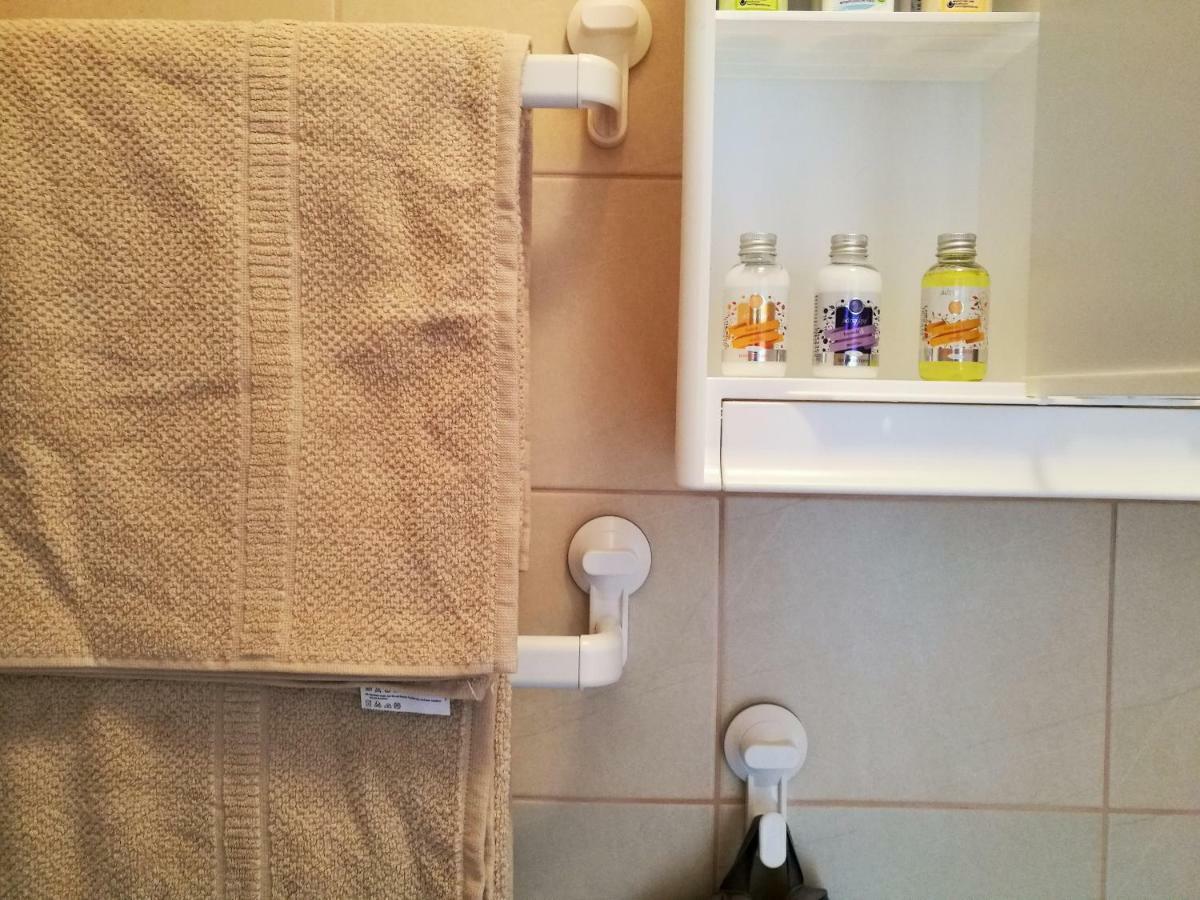 Mia Airport Studio Apartment - 0-24H Self Check In&Out - Parking On Site فيليكا غوغيتْسا المظهر الخارجي الصورة